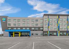Tru By Hilton Oshawa 3
