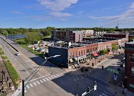 Hampton Inn Cedar Falls Downtown, Ia 3