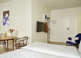 Apēron Apartment Hotel 5