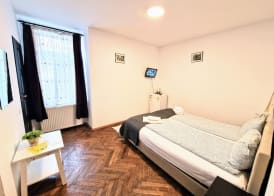 Main Square Apartments & More 2