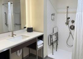 Holiday Inn & Suites FAYETTEVILLE W-FORT BRAGG AREA by IHG 5