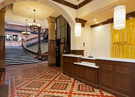Hilton Garden Inn Milwaukee Downtown 5