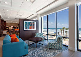 Holiday Inn Express & Suites OCEANFRONT DAYTONA BCH SHORES by IHG 5