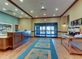 Hampton Inn & Suites - Hartsville, SC 5