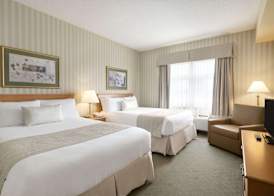 Days Inn by Wyndham Orillia 5