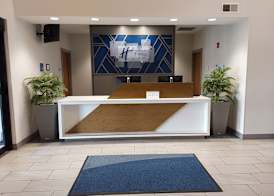 Holiday Inn Express & Suites ANTIGO by IHG 2