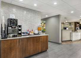 Best Western Plus Indianapolis NW Hotel 3