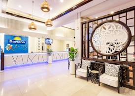 Days Inn by Wyndham Patong Beach 2