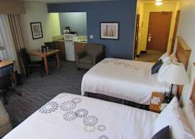 Best Western Plus Edmonds Harbor Inn 4
