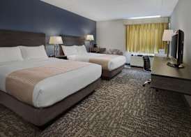 Crestwood Hotel 4