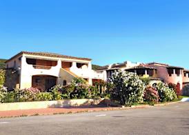 Marina Beach Residence with private beach in Marinella 3
