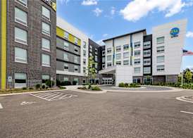 Home2 Suites By Hilton Madison East 4
