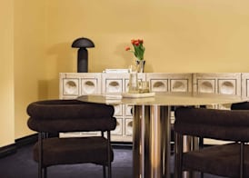 Hotel Diplomat Sydney 5