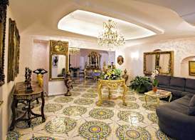 Strand Hotel Delfini 3