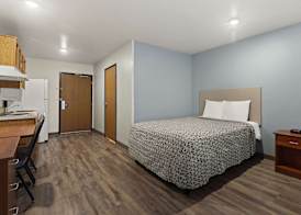 WoodSpring Suites Macon West I-475 5