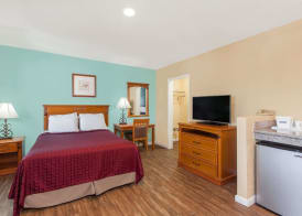 Travelodge by Wyndham San Diego SeaWorld 5