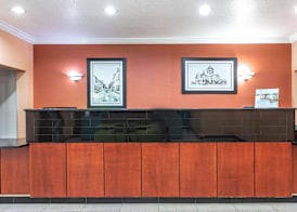 La Quinta Inn & Suites by Wyndham St. Augustine 4