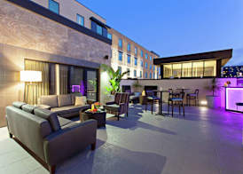 Hilton Garden Inn Irvine/Orange County Airport 5