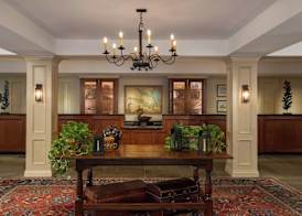 Williamsburg Lodge, Autograph Collection 5
