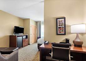 Comfort Suites Gulfport Central 5