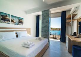 Lluka Sea Side 4