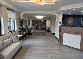 Comfort Inn & Suites Wyomissing-Reading 2