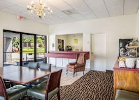 Suburban Studios Middlesboro 2