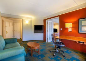 La Quinta by Wyndham Charlotte Airport South 4