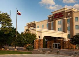 Hampton Inn & Suites Boerne 2