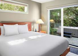 Long Beach Lodge Resort 5