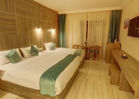 Turquoise Hotel 5