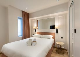 HOTEL AU COEUR DE REPUBLIQUE 5