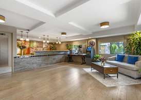 Best Western Plus Anaheim Inn 4