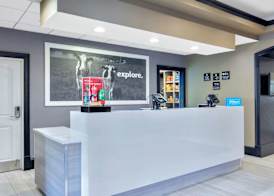 Hampton Inn & Suites Fort Worth-Fossil Creek 4