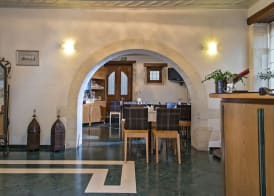 Ionas Boutique Hotel 2