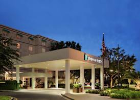 Embassy Suites by Hilton Brunswick 2