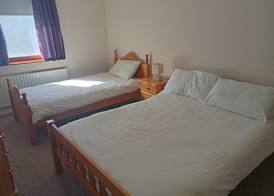 Central 2-Bed Apt Sleeps 5 above Great Derry Pub 5