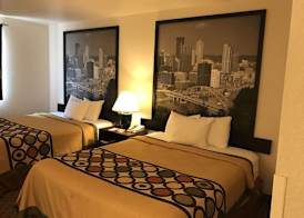 Super 8 by Wyndham Canonsburg/Pittsburgh Area 4