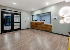 ECHO Suites Extended Stay by Wyndham Richmond West 5