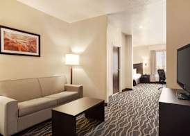 Baymont by Wyndham Clute Lake Jackson 4