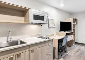 WoodSpring Suites Elkhart 5