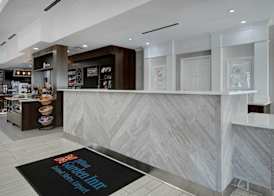 Hilton Garden Inn Detroit Metro Airport 4