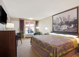 Super 8 by Wyndham Oklahoma/Frontier City 5