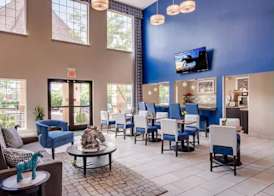 Guesthouse Inn & Suites Lexington 4