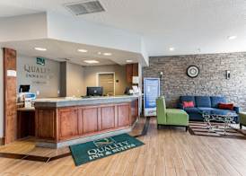 Quality Inn & Suites Ferdinand 5