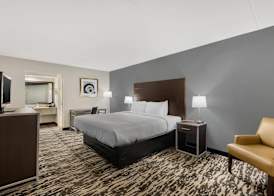 Quality Inn & Suites Easley - Greenville 5
