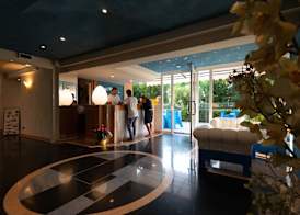 Hotel Paradiso 2