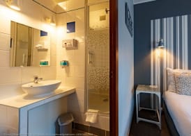 Hôtel Azur Reims Centre 4