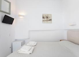 Agia Anna Beachfront Boutique 3