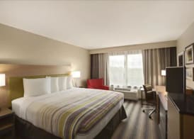 Country Inn & Suites by Radisson, York, PA 5